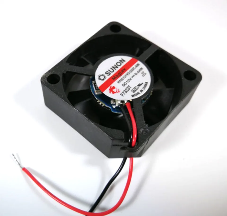 Zyvpee Zyvpee HA30101V3-000C-A99 30mm Maglev CPU cooler fan — product photo
