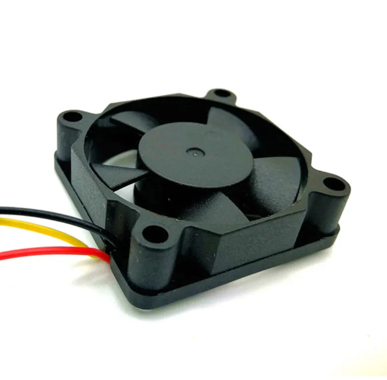 Zyvpee Zyvpee 3510 35mm Hydraulic 3-Wire DC 12V 0.04A Case Fan — product photo