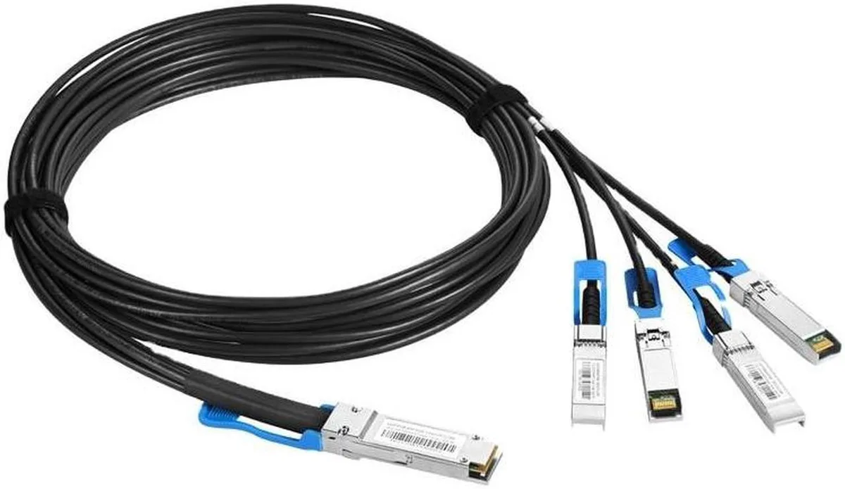Vszerda Vszerda QSFP28 to 4xSFP28 breakout cable 1.64FT — product photo