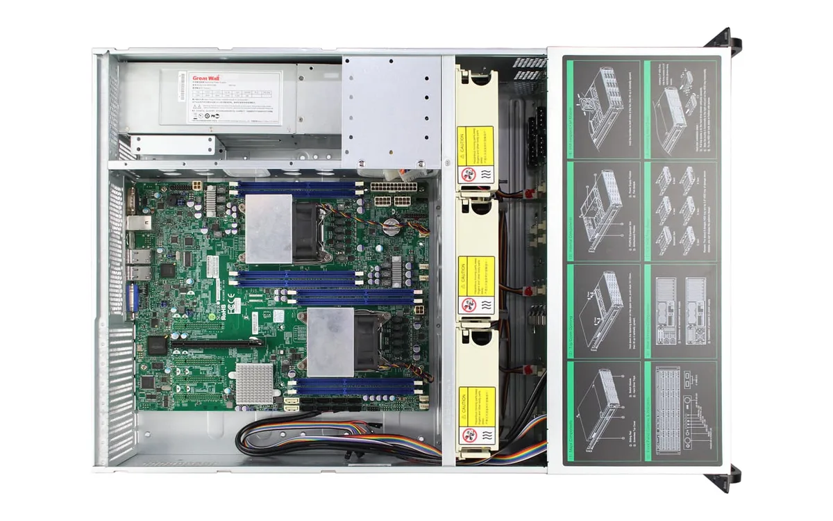 HOTCFWQ HOTCFWQ 3U 16-Bay 6Gb/s Expander Server Chassis — product photo