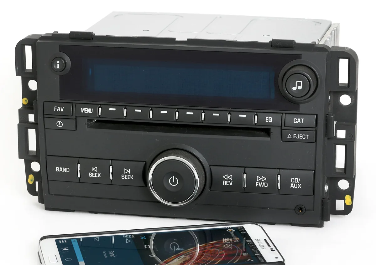 1 Factory Radio 1 Factory Radio 25867889 AM FM CD Receiver Bluetooth 2007-2008 — product photo