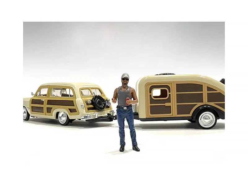 American Diorama American Diorama Campers Figure 5 1/24 Scale AD76438 — product photo