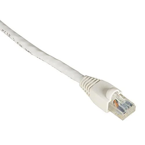 White Cat6 patch cable with snagless RJ45 connectors, 25 ft length