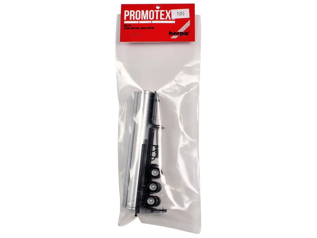 Promotex Promotex 3-Axle Elliptical Tanker Trailer Silver 1/87 HO 5.5 inch — product photo