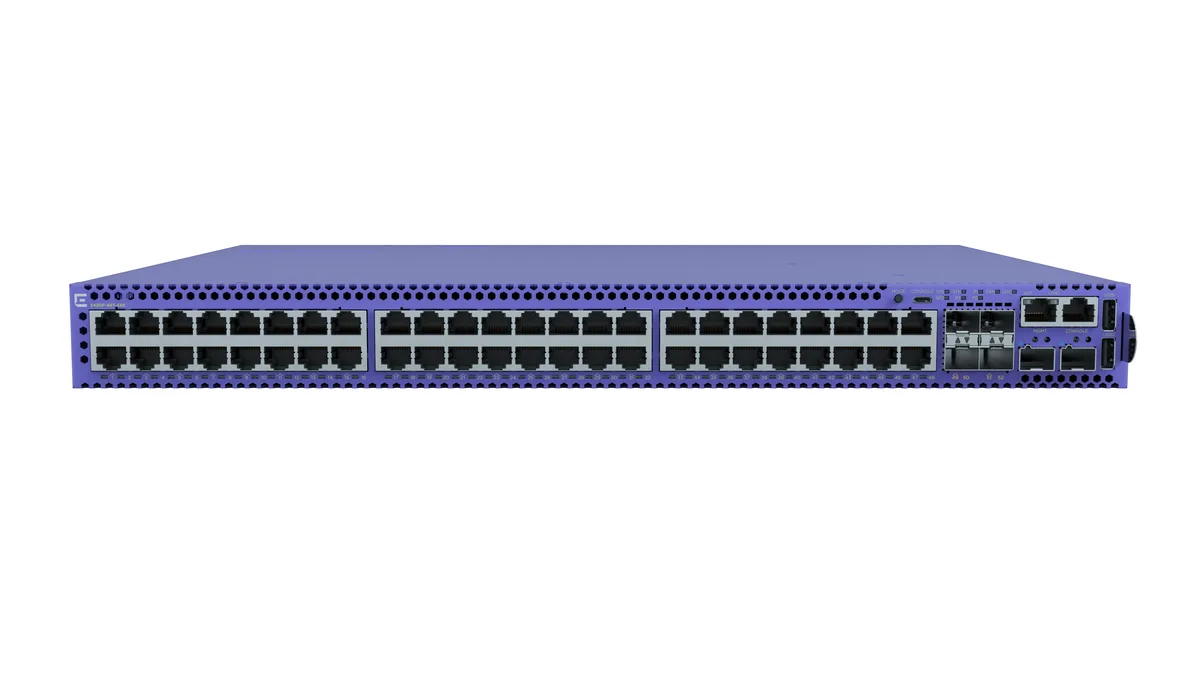 Extreme Networks Extreme Networks 5420F-48T-4XE network switch 48 x 10/100/1000BASE-T 4 x 1/10Gb SFP+ — product photo