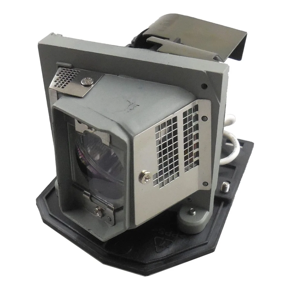 CTLAMP CTLAMP Replacement Projector Lamp SP-LAMP-037 for INFOCUS X15 X20 X21 X6 X7 X9 X9C — product photo