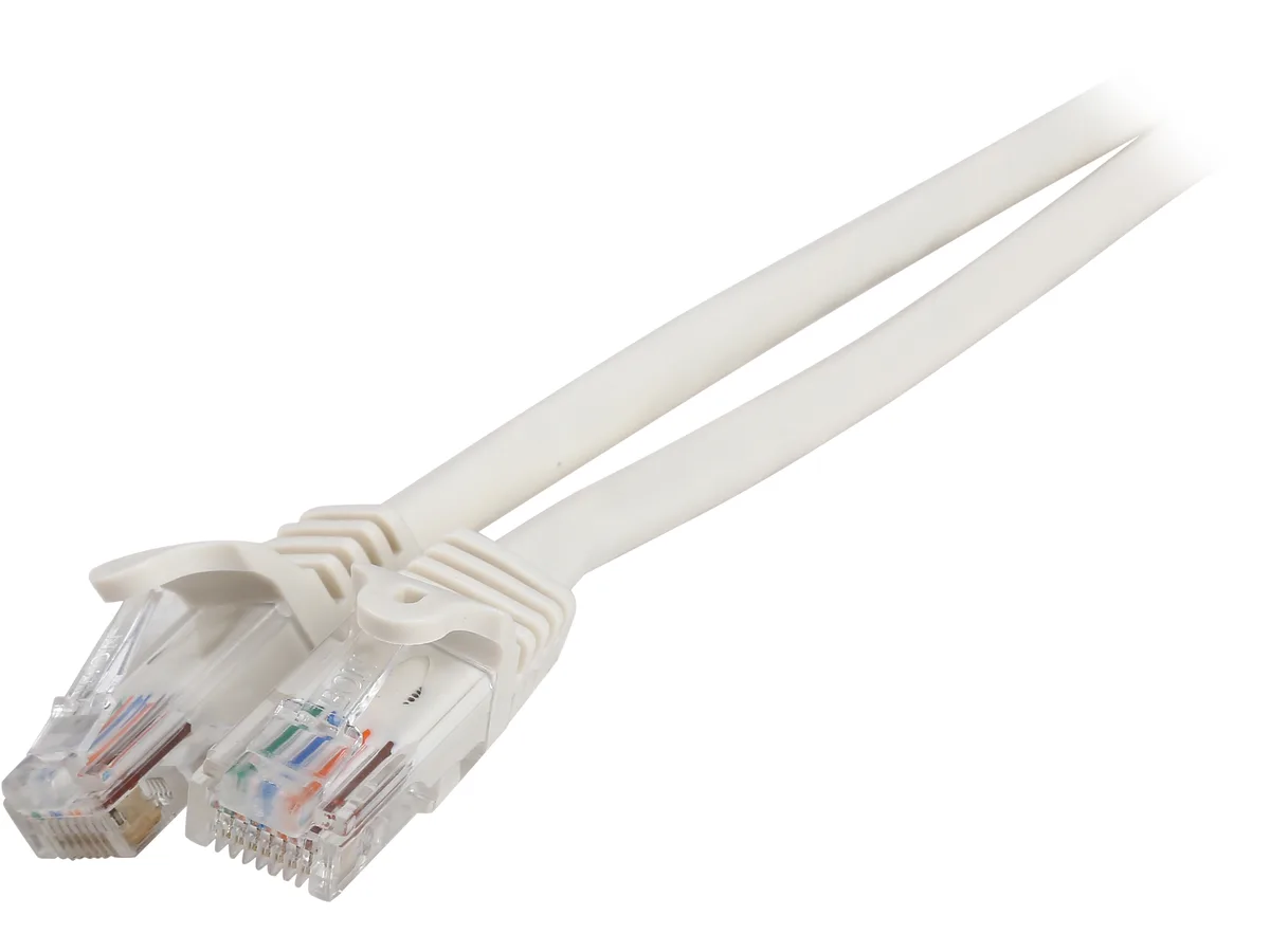 STARTECH STARTECH 45PATCH15WH 15 ft Cat5e UTP network ethernet cable — product photo