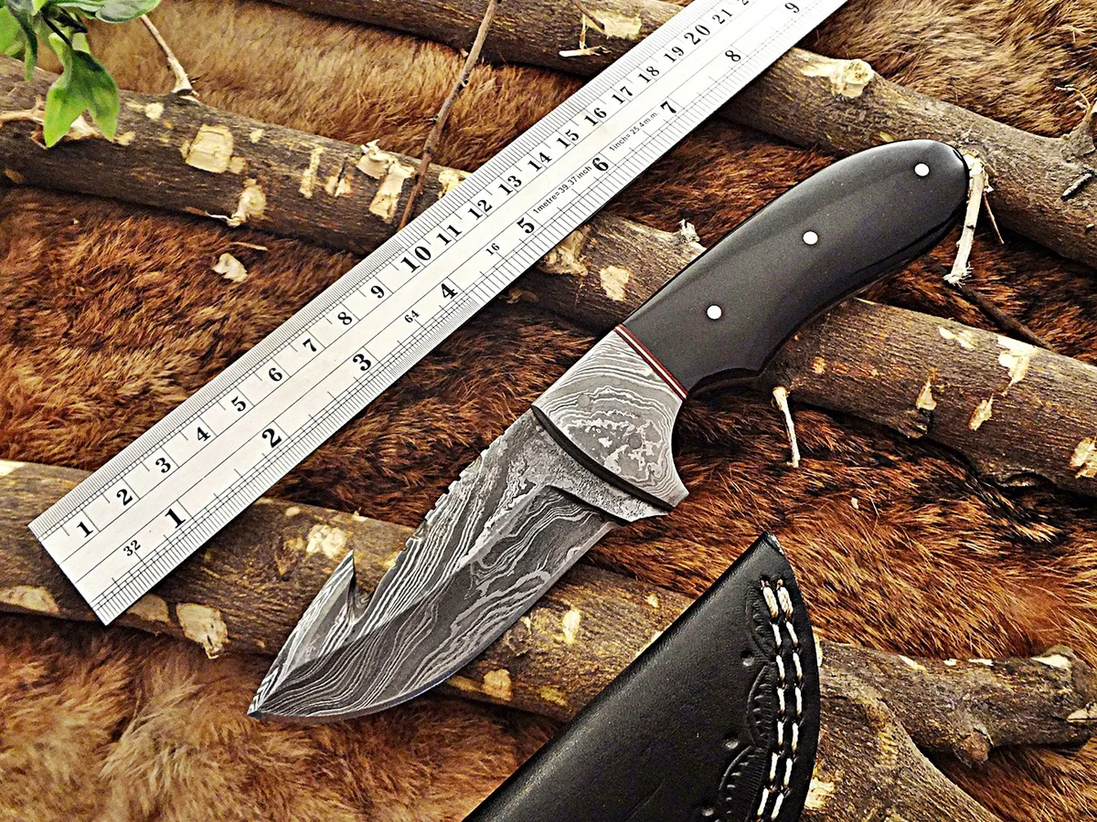 Damascus Depot Damascus Depot 8" Gut Hook Skinning Knife Bull Horn Damascus Bolster — product photo