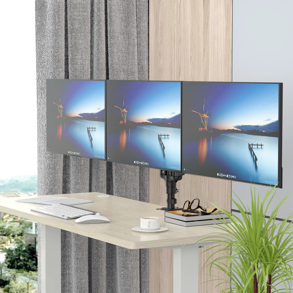 Rosewill Rosewill RMS-E53 triple monitor mount 15-27" 17.6lb gas spring VESA 75/100 clamp grommet monitor accessory — fotografia produktu