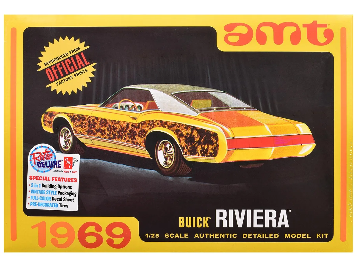 AMT AMT AMT1486 1/25 Scale 1969 Buick Riviera Model Kit 89 Parts — product photo