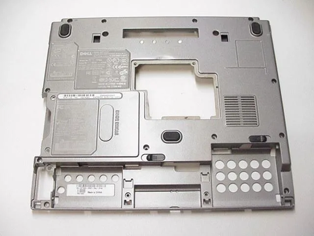DELL DELL Latitude D410 Bottom Base Plastic K7395 accessory — product photo