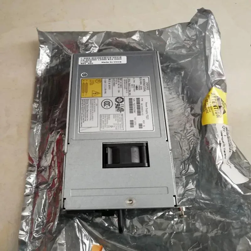 KHACHIMO KHACHIMO Brocade 5300 DS-4900B 300W power supply SP640-Y01A — product photo