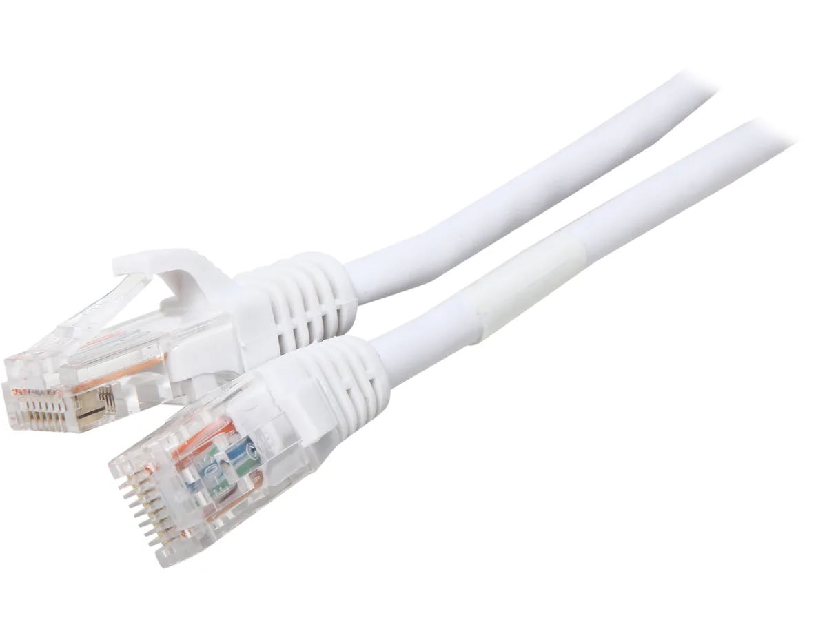 Cables To Go Cables To Go 25428 Cat5e network ethernet cable 10 ft White — product photo