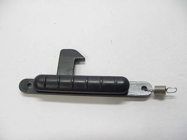 DELL DELL Latitude LS L400 2100 Latch Hook w/Spring accessory — product photo