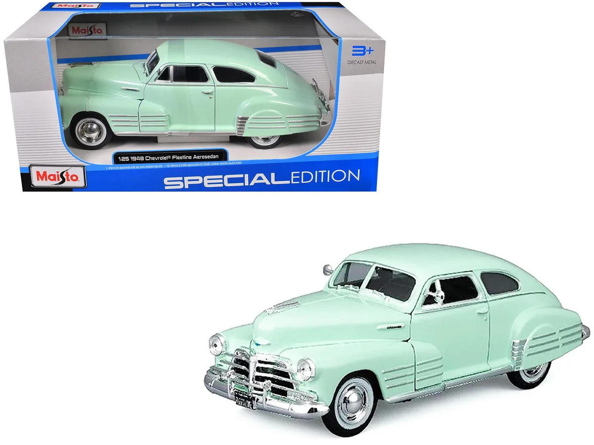 Maisto Maisto 1948 Chevrolet Fleetline Aerosedan Light Green Special Edition 1/25 Scale Diecast Car — product photo