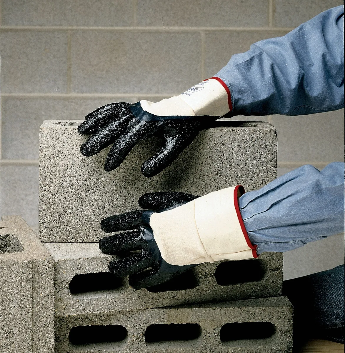 Showa Best Glove Showa Best Glove 7166R-10 Cut-Resistant Coated Gloves personal protective equipment — product photo