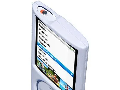 Amzer Amzer Snap-On Crystal Hard Case White iPod Nano 5th Gen — product photo