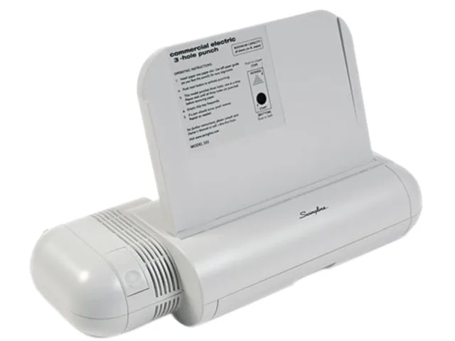 Swingline Swingline 74535 28-sheet electric three-hole puncher — fotografie produktu