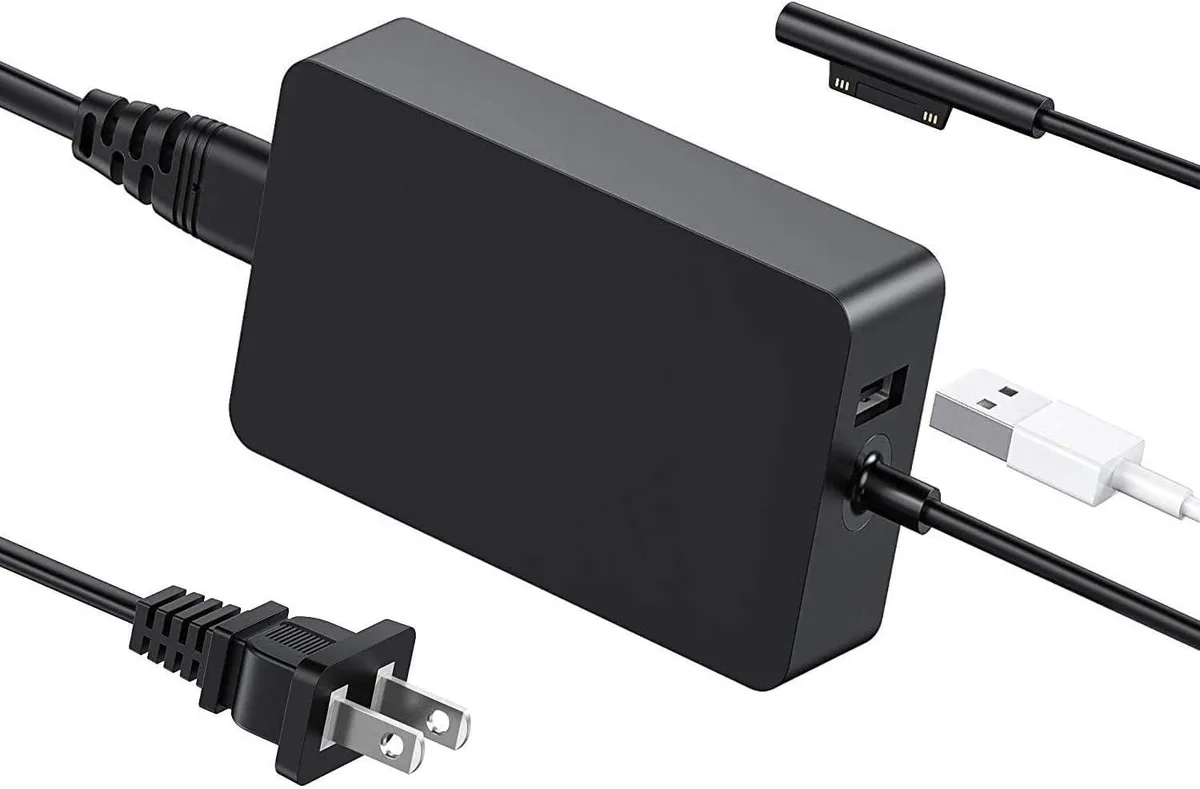 GCROWN GCROWN 65W Surface charger with USB port — product photo