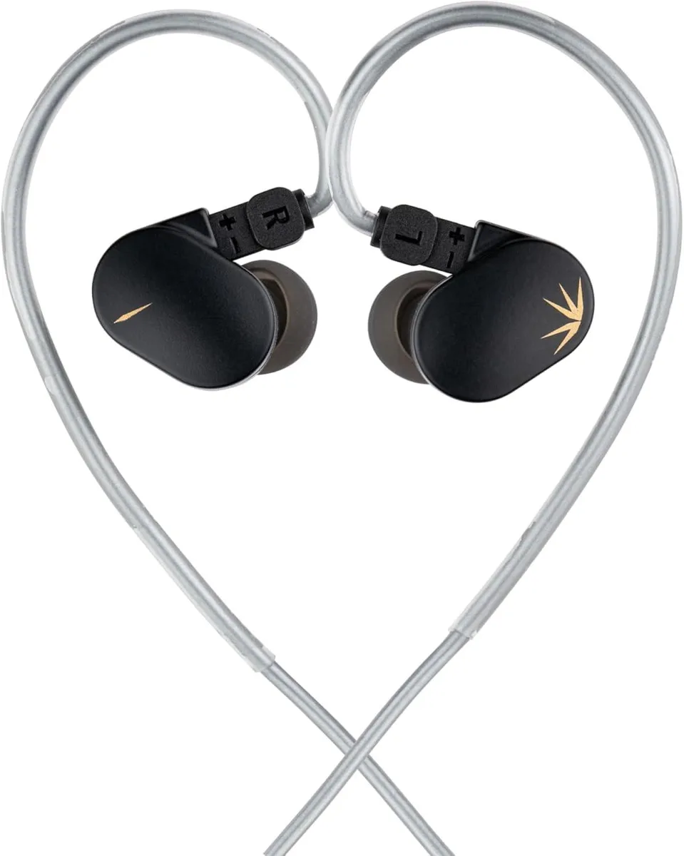 Moondrop CHU II 10 mm dynamic IEM black 3.5 mm 18 ohm 119 dB 3.87 oz — product photo
