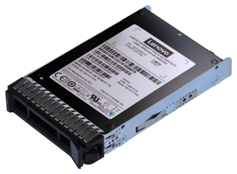 Lenovo Lenovo 4XB7A80341 ThinkSystem PM1655 1.6 TB SAS enterprise SSD — product photo