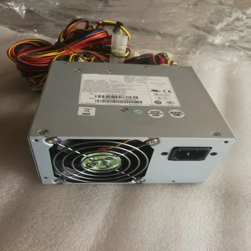 KHACHIMO KHACHIMO YM-8701A 700W 80 PLUS Gold ATX power supply — product photo