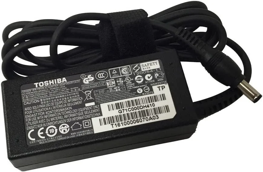 Toshiba Toshiba PA5177U-1ACA 19V 2.37A 45W AC adapter — product photo