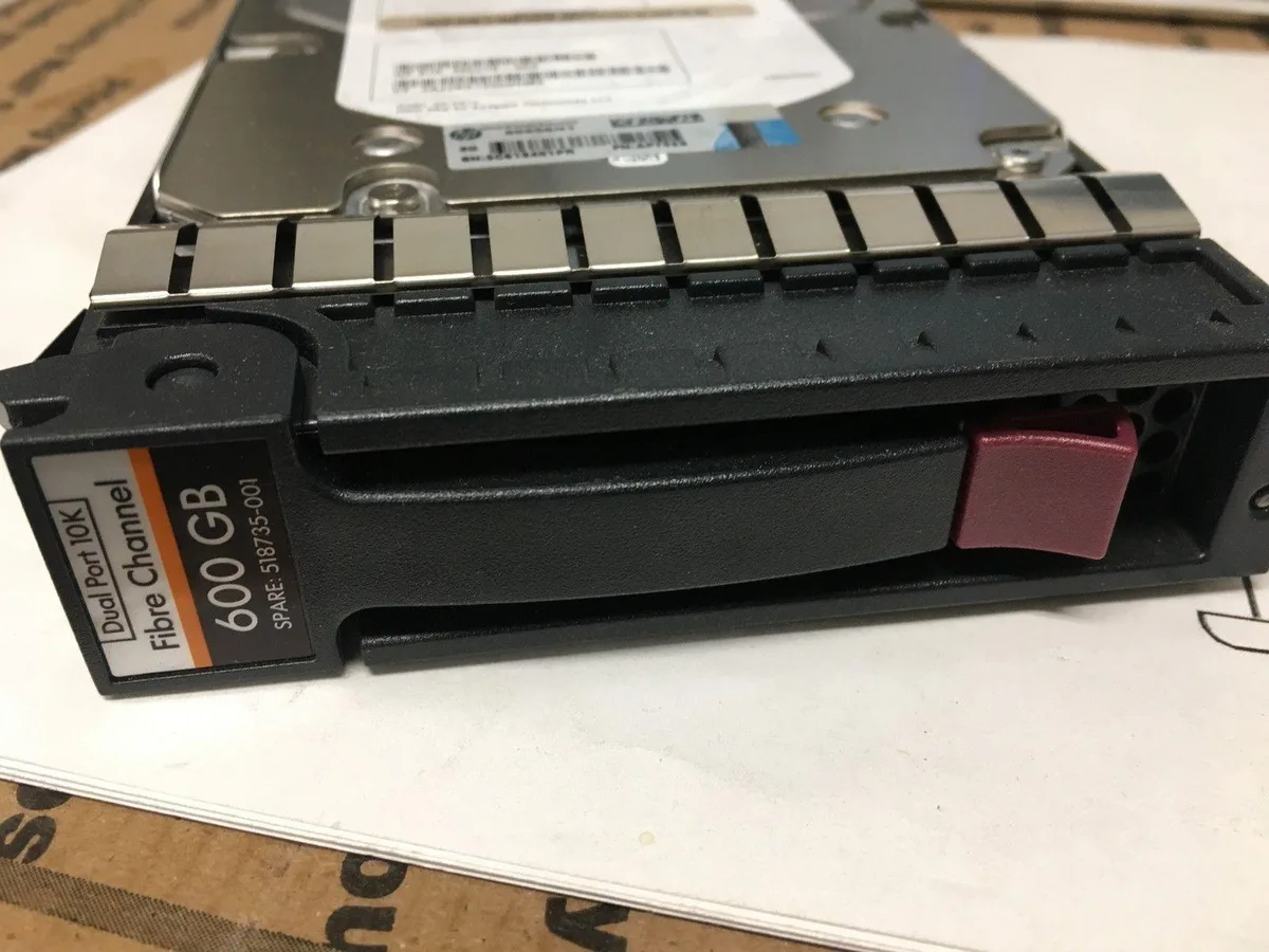 HP HP 495276-003 600GB 3.5" Fibre Channel 10000RPM 16MB internal hard drive — product photo
