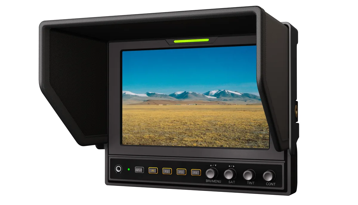 Lilliput Lilliput 662/S 7" 1280x800 3G-SDI Monitor Kit with F970 LP-E6 Plates Suitcase Battery Charger — product photo
