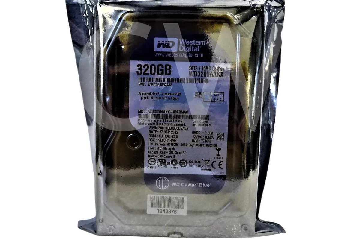 Western Digital Western Digital WD3200AAKX 320GB 7200RPM 16MB 3.5in SATA internal hard drive — product photo