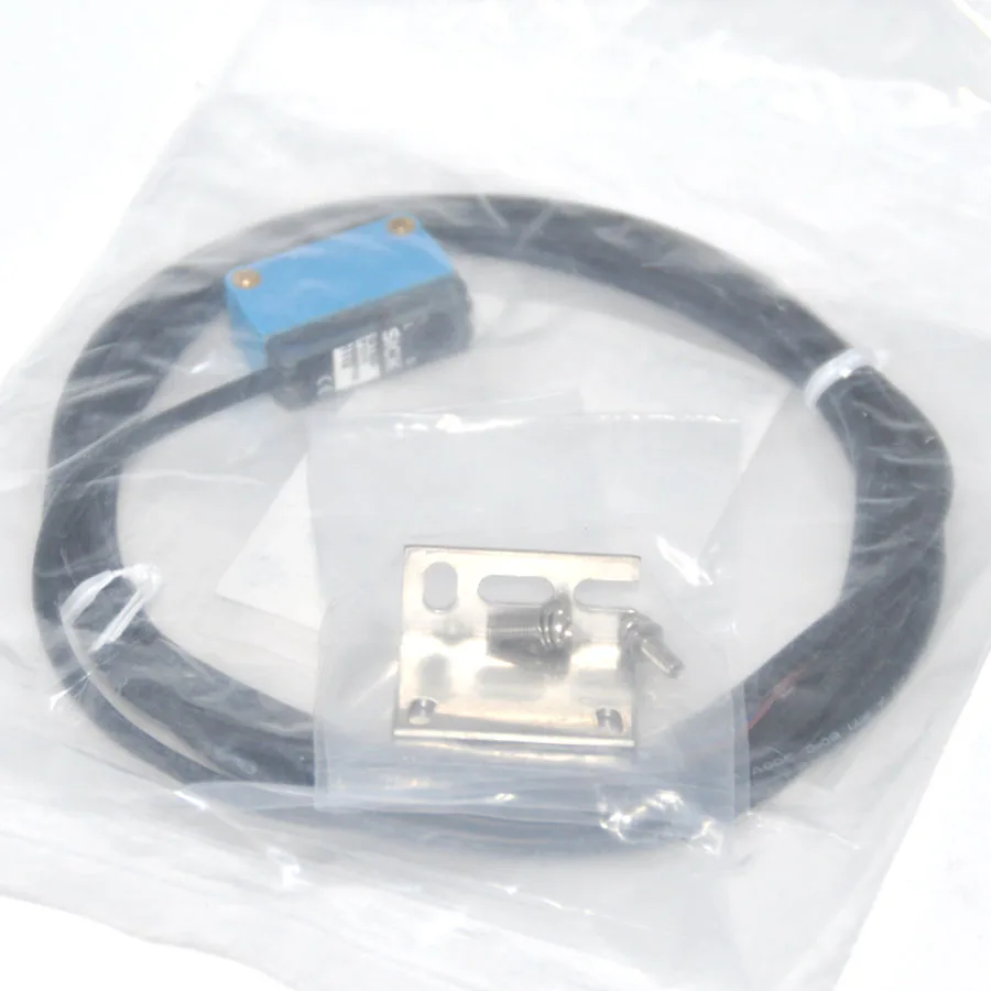 ZIBOO ZIBOO GTE6-P1211 Photoelectric Proximity Switch PNP 10-30V IP67 2m Cable — product photo