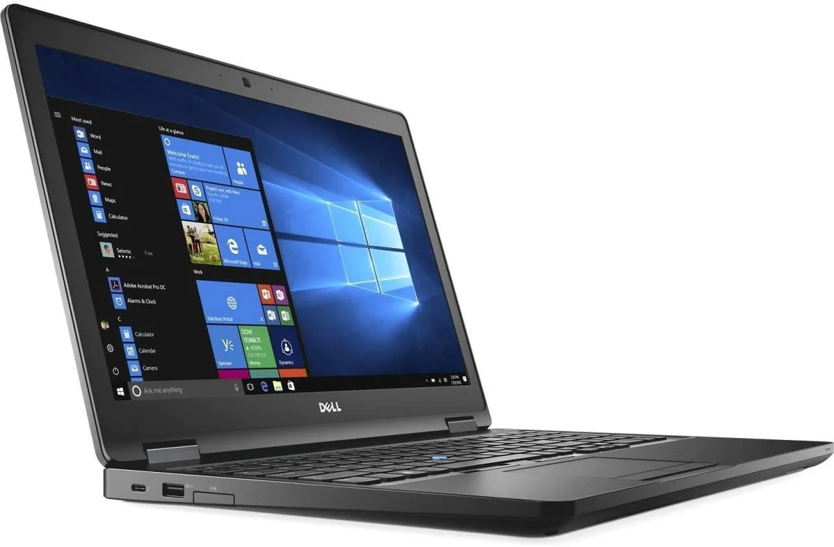 DELL DELL Latitude 5580 i5-7440HQ 2.8GHz 8GB 1TB SSD 15.6" HD laptop — product photo