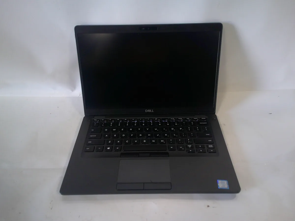 DELL DELL Latitude 5400 14" i7-8665U 1.90GHz 8GB 256GB laptop — product photo