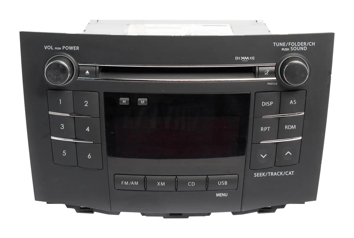 1 Factory Radio 1 Factory Radio 39101-57L00 AM FM Satellite CD MP3 Receiver 2010-2013 Suzuki Kizashi — product photo
