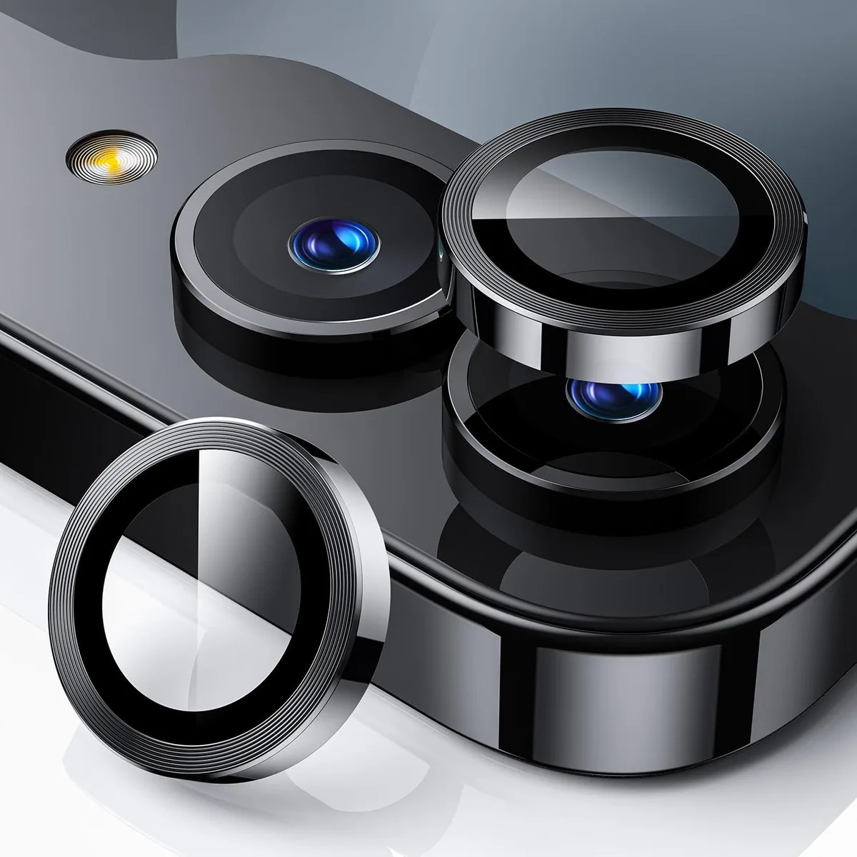 WSKEN Z Flip 7 Camera Lens Protector Black ZFP701 — product photo