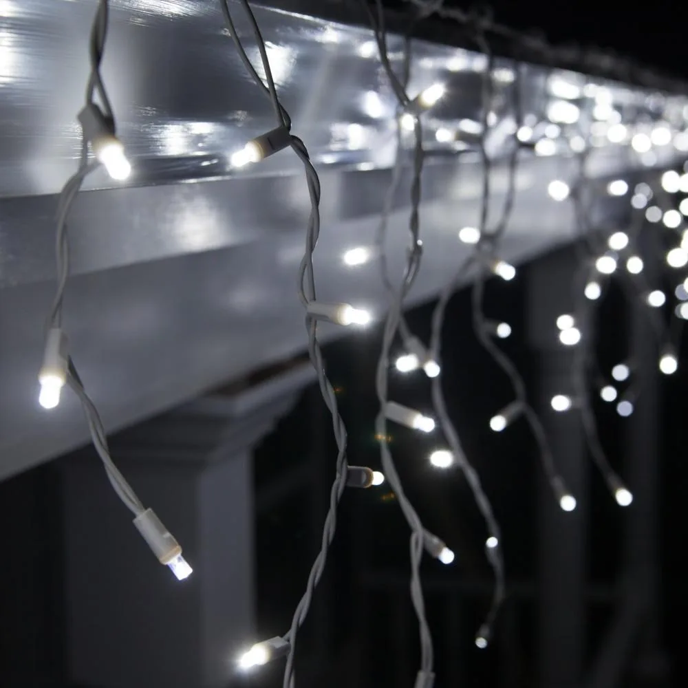 JacobsParts Inc. JacobsParts Inc. Icicle Curtain 200 LED String Light Daylight White 6.5ft 3.3ft — product photo