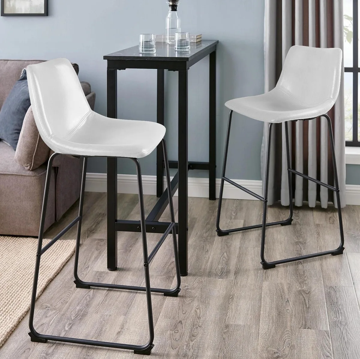 Vitesse Vitesse 30 inch Bar Stools Set of 2 White — product photo
