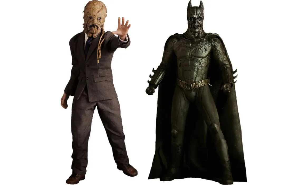 Hot Toys Hot Toys MMS140 Batman Begins Batman Demon &amp; Scarecrow 1/6 action figure set — product photo