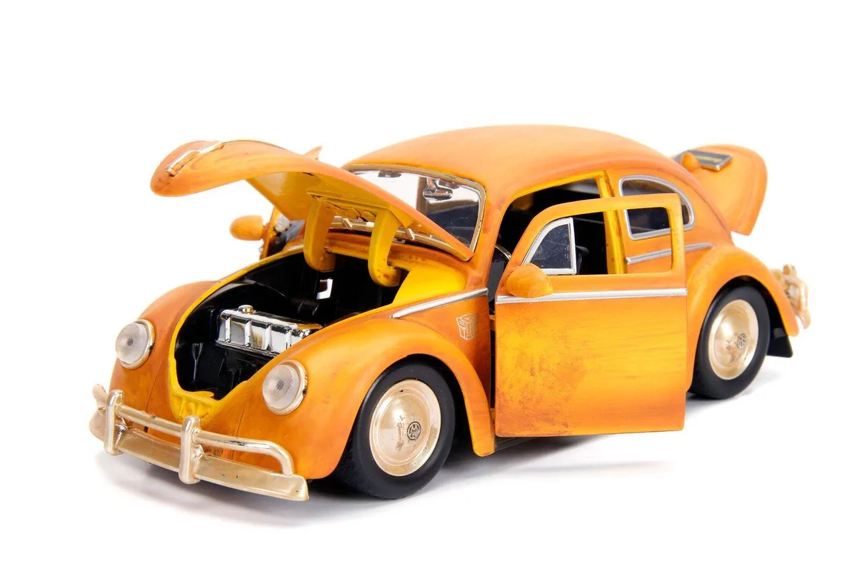 Jada Jada 30114 1/24 VW Beetle Weathered Yellow with Robot Chassis & Charlie Figurine Bumblebee 2018 Movie — product photo