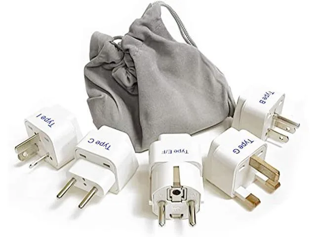 LORDWORLD LORDWORLD International Travel Adapter Plug Set — product photo