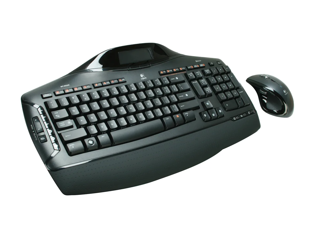 Logitech Logitech MX 5500 Revolution 920-000383 Cordless Keyboard &amp; Mouse Kit — product photo