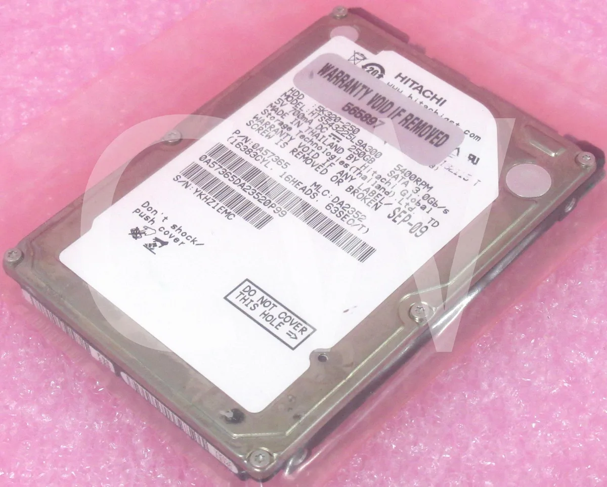 HGST HGST Travelstar 5K320 250 GB 5400 RPM 2.5" SATA internal hard drive — product photo