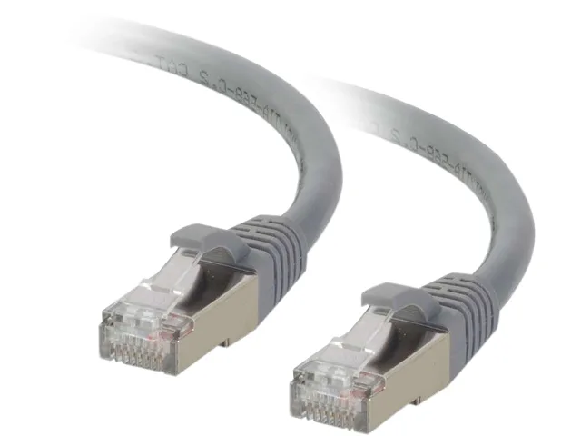 Cables To Go Cables To Go 00778 5 ft Cat6 shielded network ethernet cable — product photo