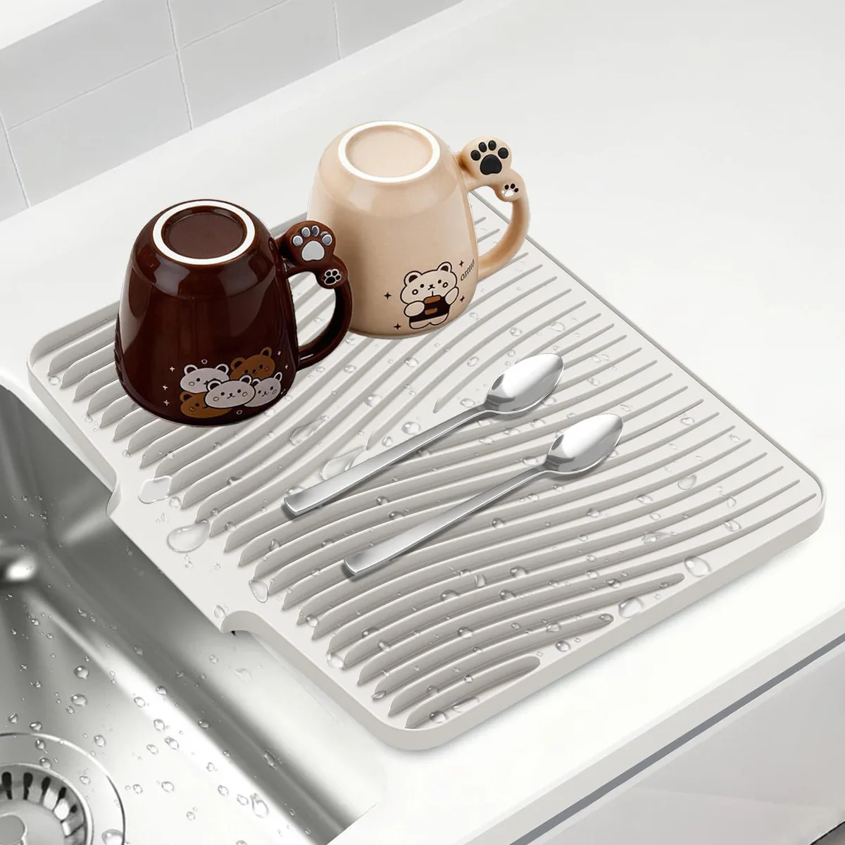 Cream silicone drying mat 15.8 by 13 inches ribbed surface drainage channel