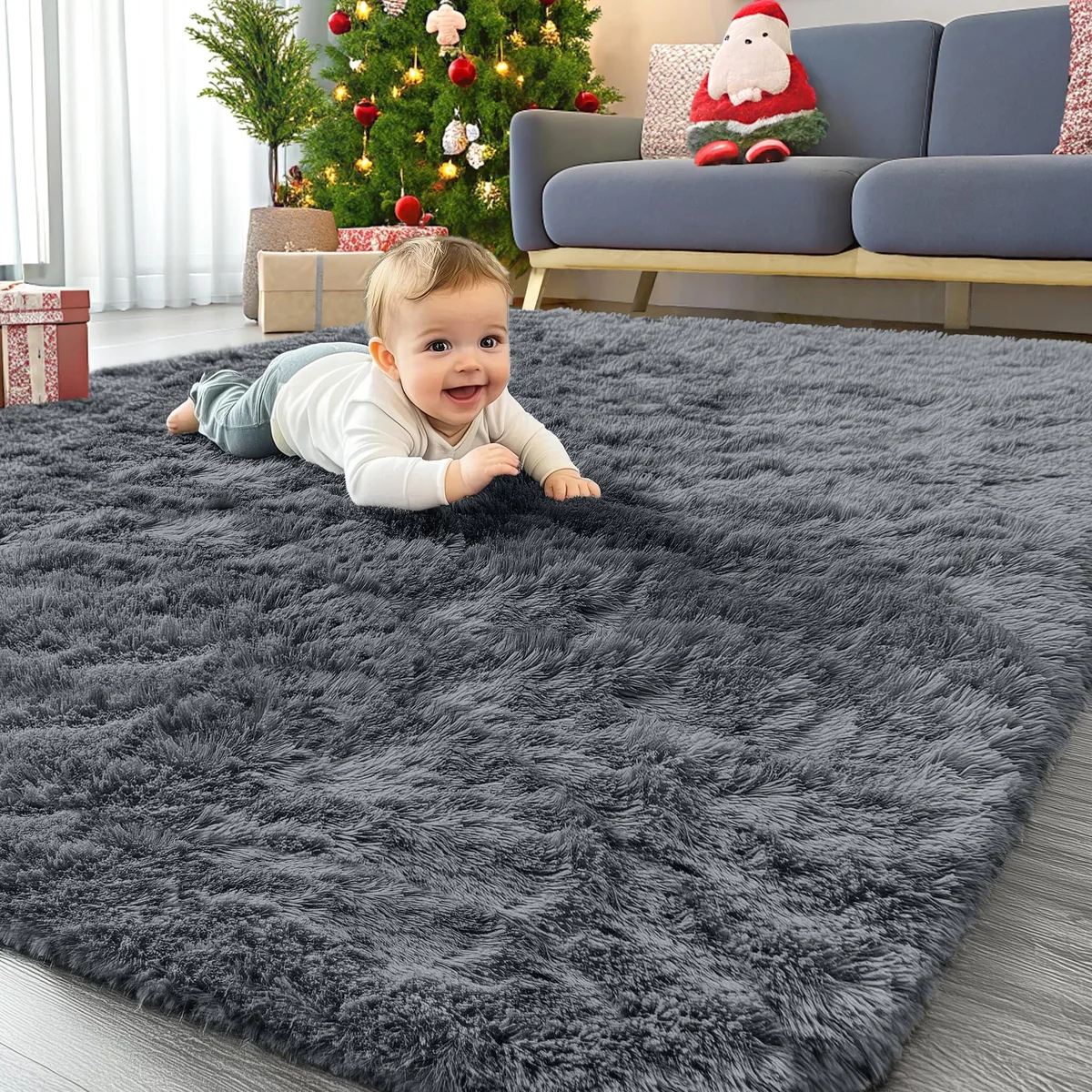 Grey polyester runner rug with fluffy shaggy pile, machine-made, 4 by 5.9 feet