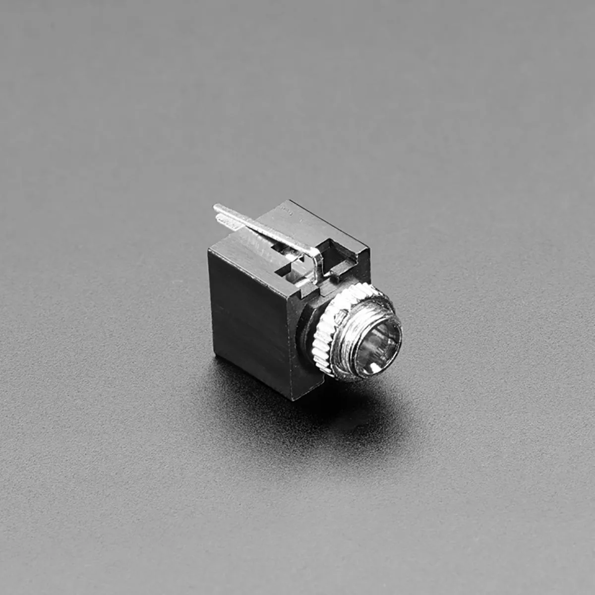 Adafruit Adafruit 3.5mm Mono Headphone Jack Breadboard-Friendly Vertical — product photo