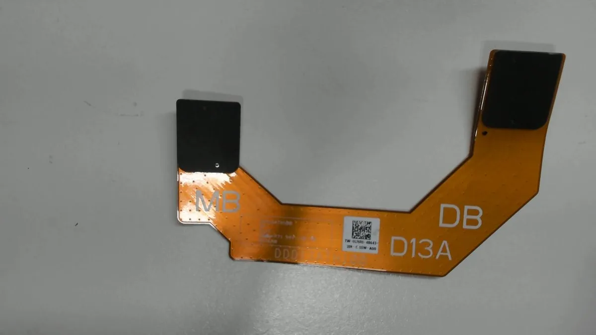 DELL DELL XPS L322X Data Board Ribbon Cable G76R0 — product photo