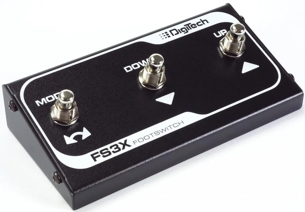 Black three-button metal footswitch with 10 ft stereo TRS cable