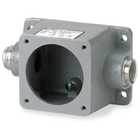 Hubbell Incorporated Hubbell Incorporated MB604W Pin &amp; Sleeve Receptacle 60 A 604 video accessory — product photo