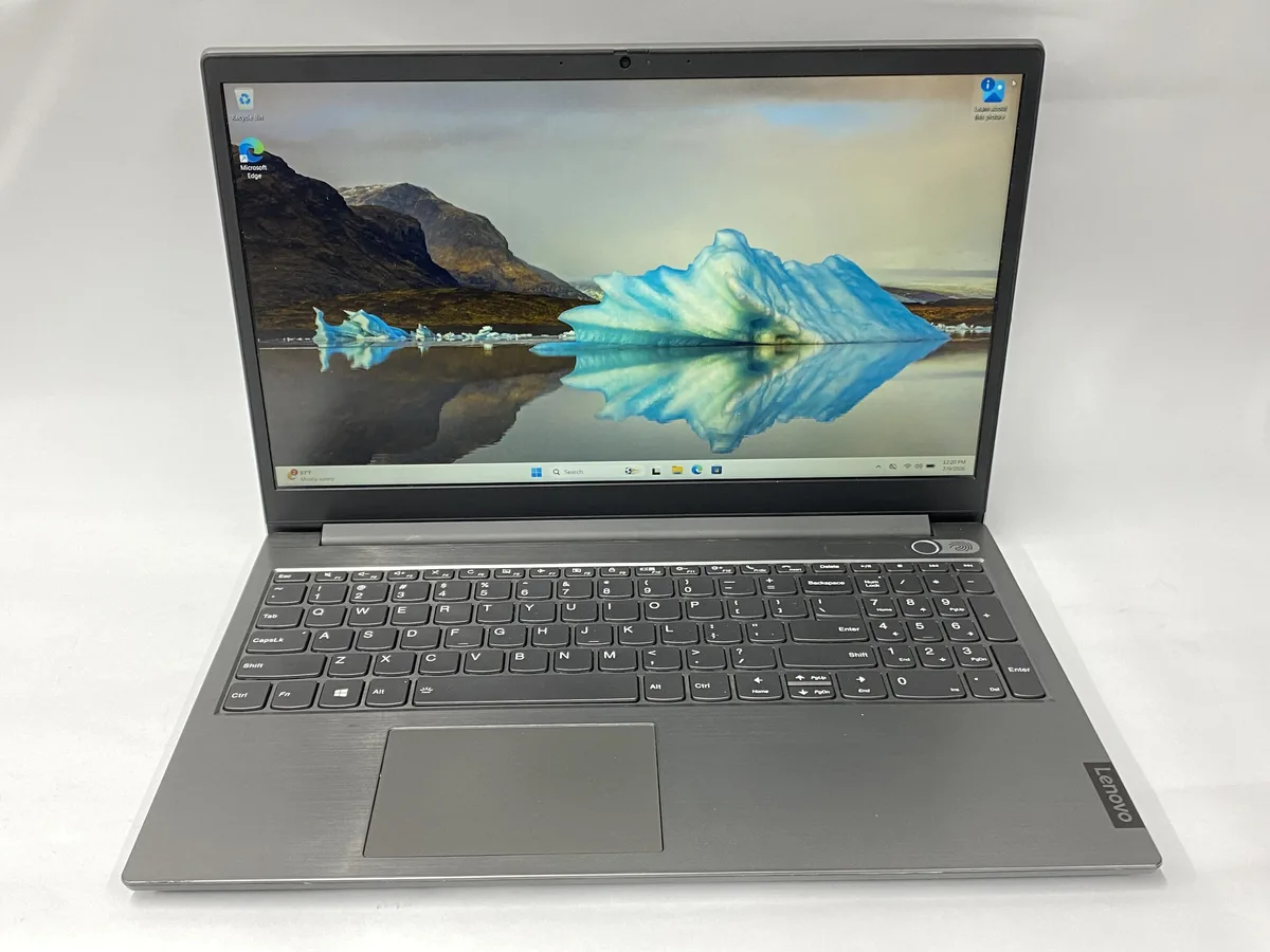 Lenovo Lenovo 15-IML i5-10210U 8GB 256GB 15" 1920x1080 Windows 11 Pro — product photo